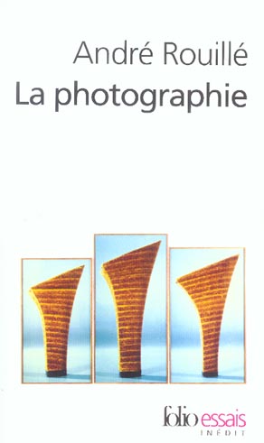 LA PHOTOGRAPHIE - ENTRE DOCUMENT ET ART CONTEMPORAIN