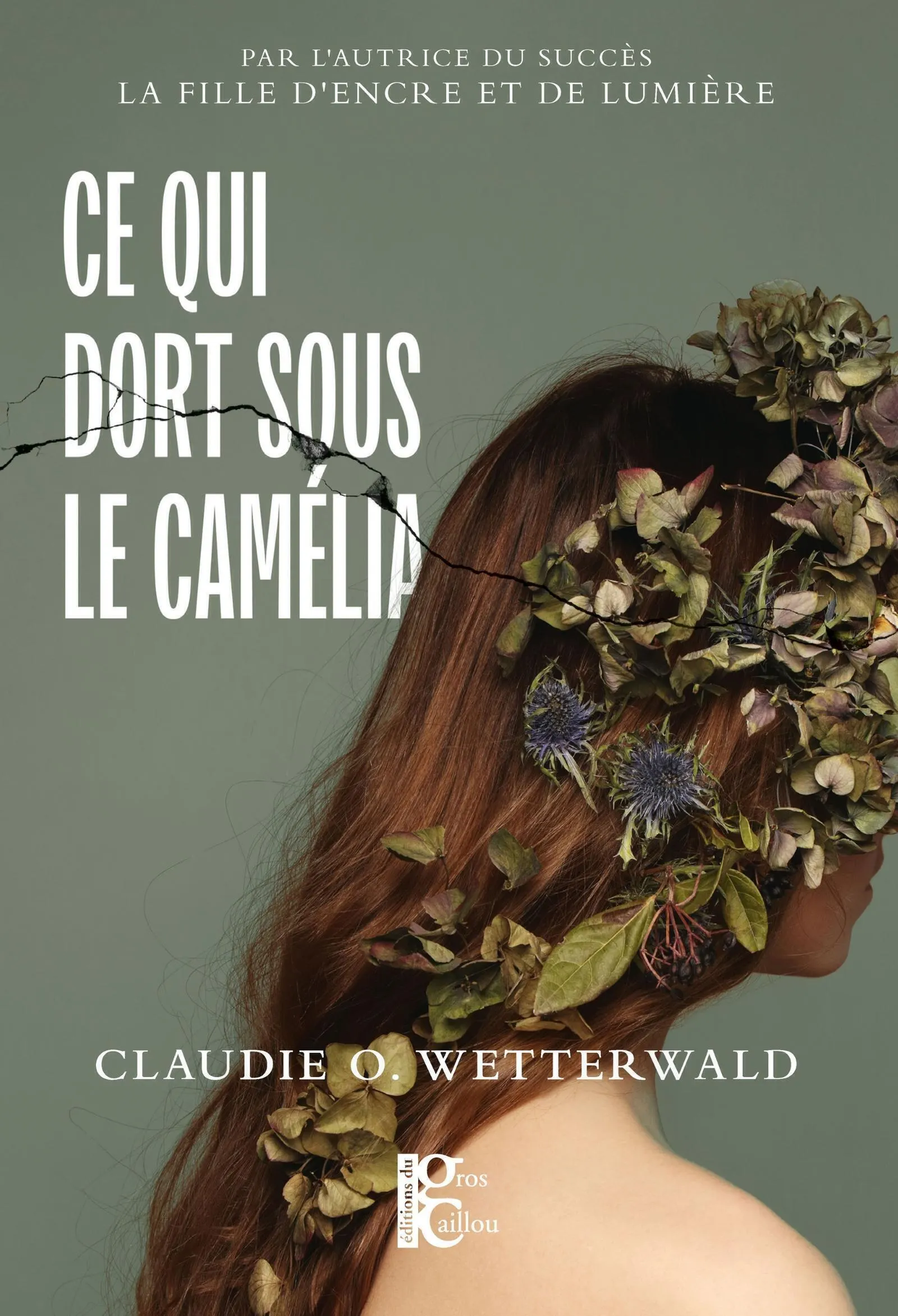CE QUI DORT SOUS LE CAMELIA