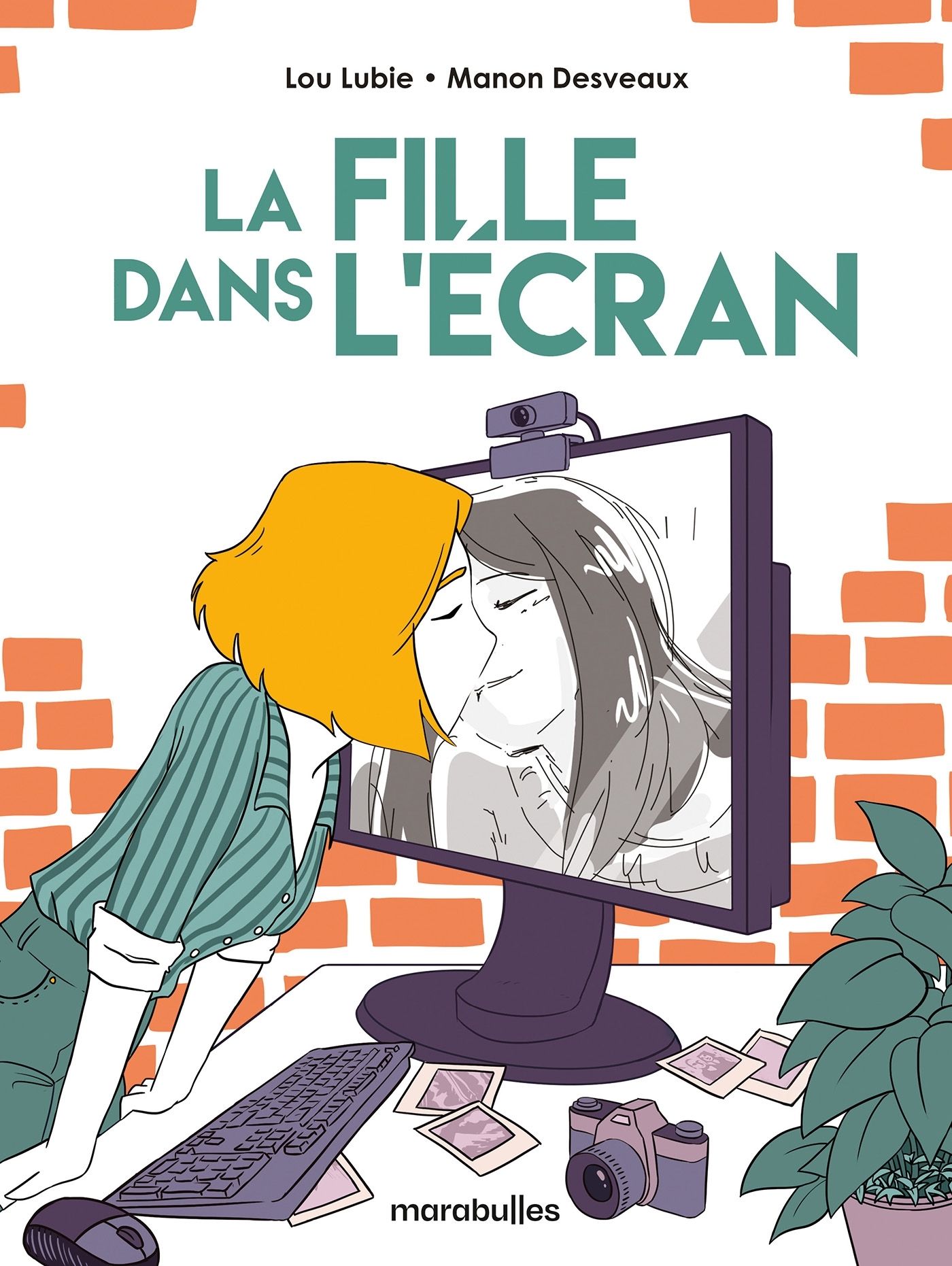 LA FILLE DANS L'ECRAN