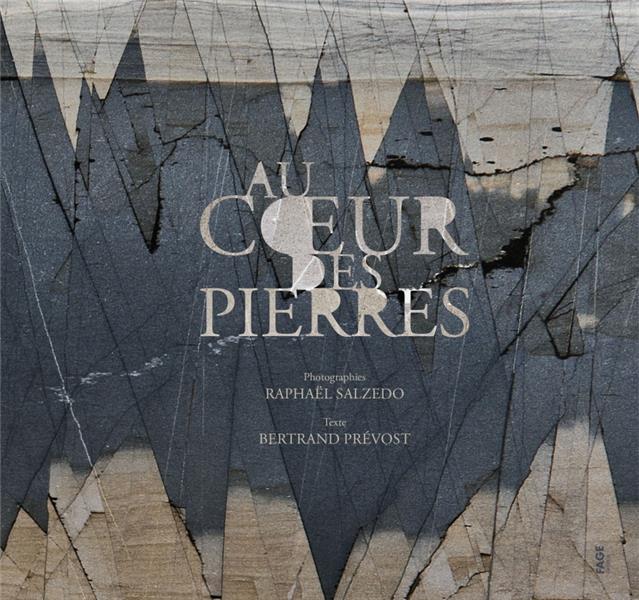 AU COEUR DES PIERRES