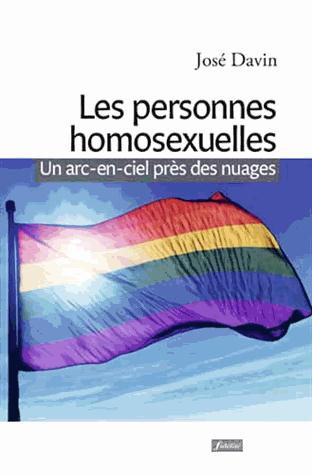 LES PERSONNES HOMOSEXUELLES - UN ARC-EN-CILE PRES DES NUAGES