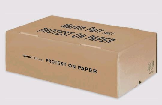 PROTEST ON PAPER PRESENTED BY MARTIN PARR (5 VOL. IN A BOX) /ANGLAIS