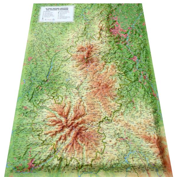 CARTE EN RELIEF DU PARC NATUREL REGIONAL DES VOLCANS D'AUVERGNE