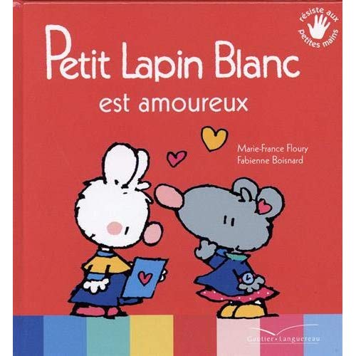 PETIT LAPIN BLANC EST AMOUREUX