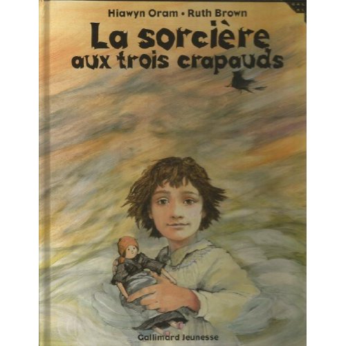 LA SORCIERE AUX TROIS CRAPAUDS