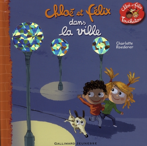 CHLOE ET FELIX DANS LA VILLE