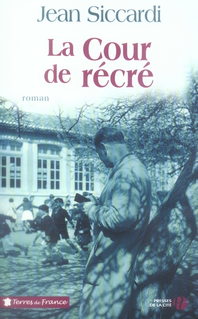 LA COUR DE RECRE