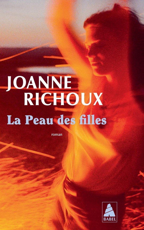 LA PEAU DES FILLES