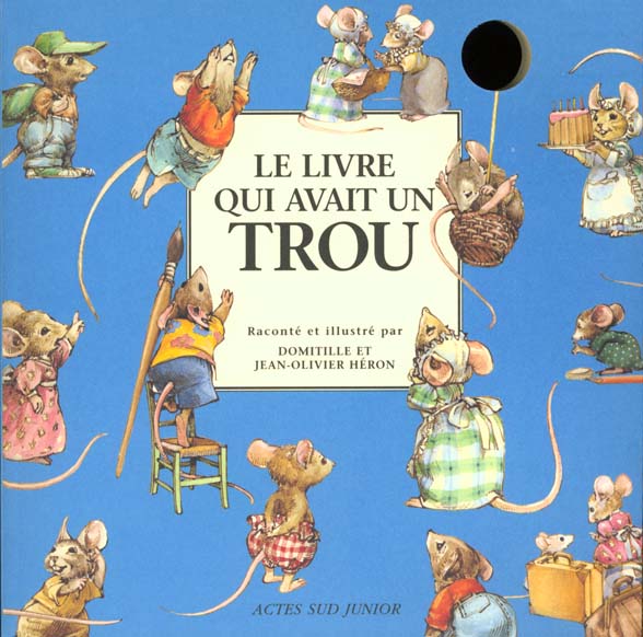 LE LIVRE QUI AVAIT UN TROU