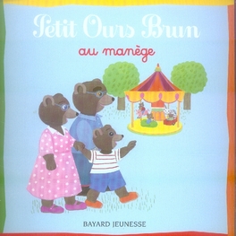 PETIT OURS BRUN AU MANEGE