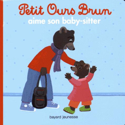 PETIT OURS BRUN AIME SON BABY-SITTER