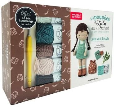 COFFRET POUPEE DE LULU AU CROCHET ET SES ACCESSOIRES - LULU VA A L'ECOLE - NOUVELLE EDITION