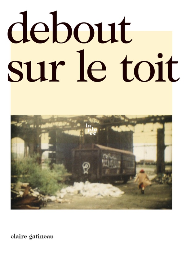 DEBOUT SUR LE TOIT