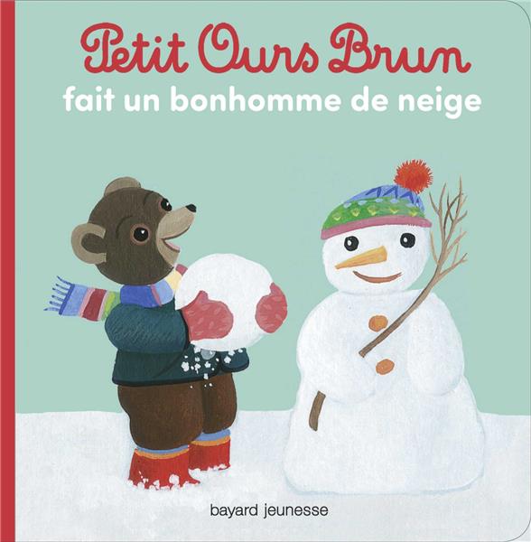 PETIT OURS BRUN FAIT UN BONHOMME DE NEIGE