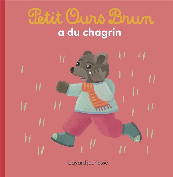 PETIT OURS BRUN A DU CHAGRIN