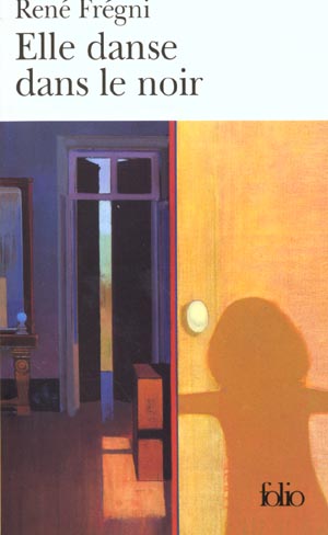 Elle danse dans le noir