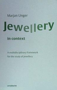 JEWELLERY IN CONTEXT /ANGLAIS