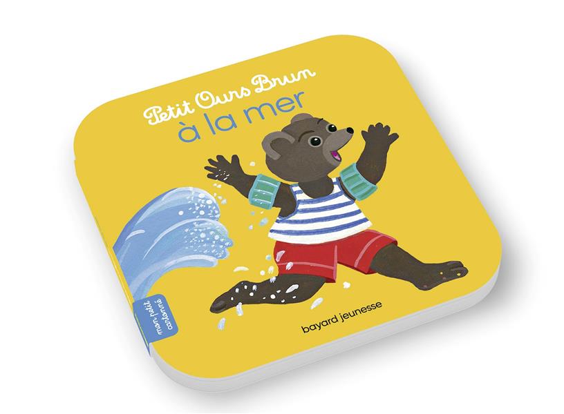 Petit ours brun a la mer