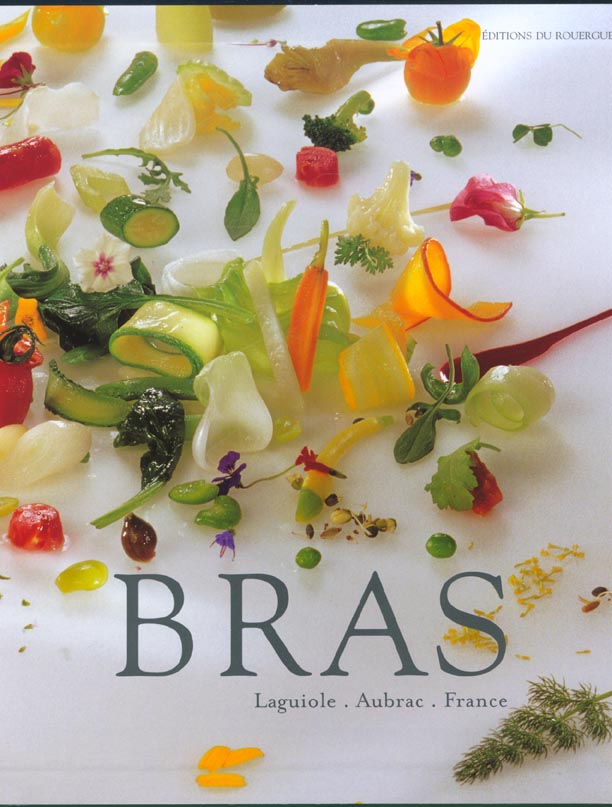 BRAS, LAGUIOLE, AUBRAC, FRANCE FERMETURE ET BASCULE VERS